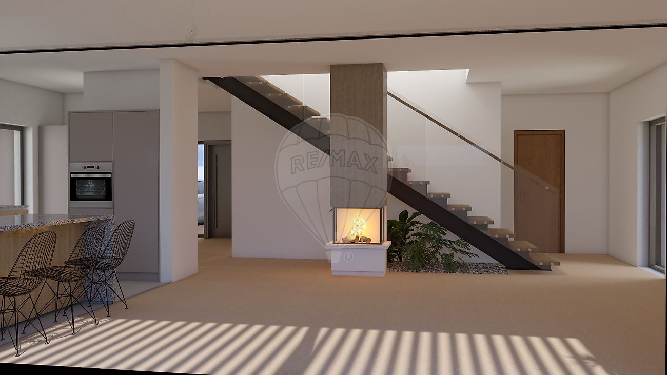 Terreno T3 à venda em Sintra