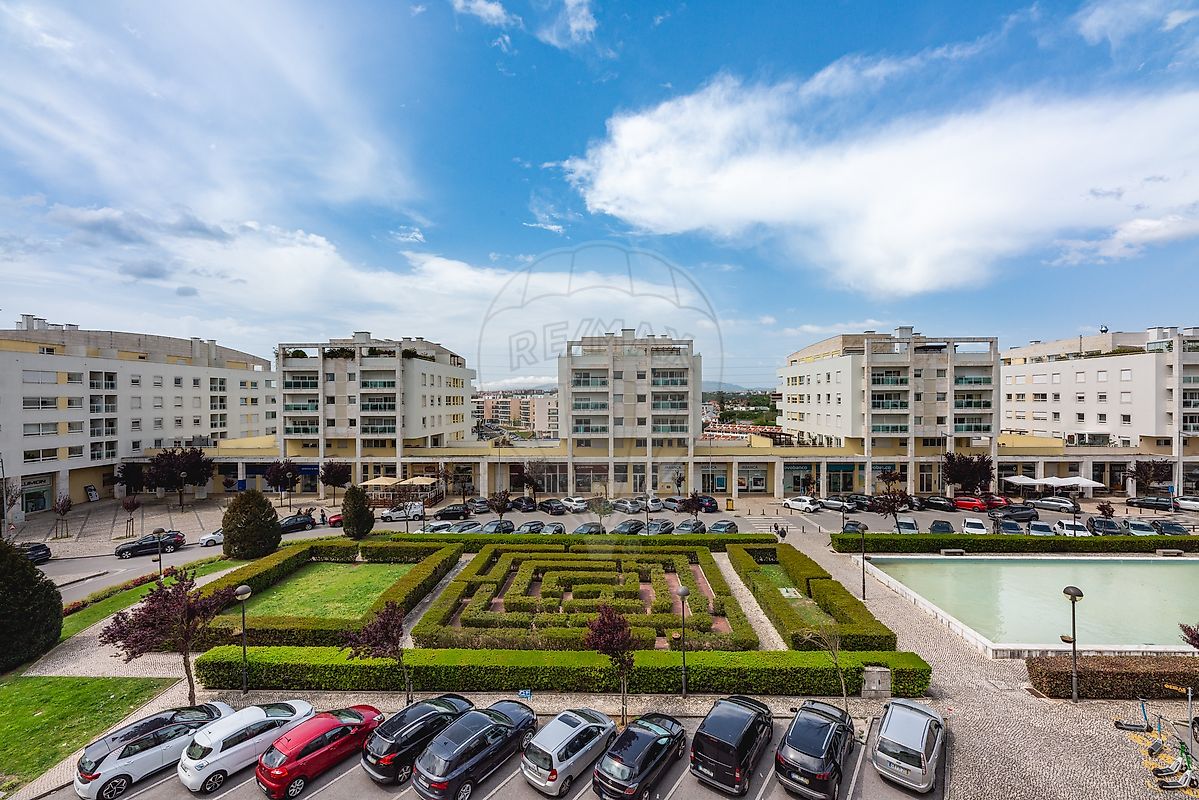 Apartamento T3 à venda em Oeiras