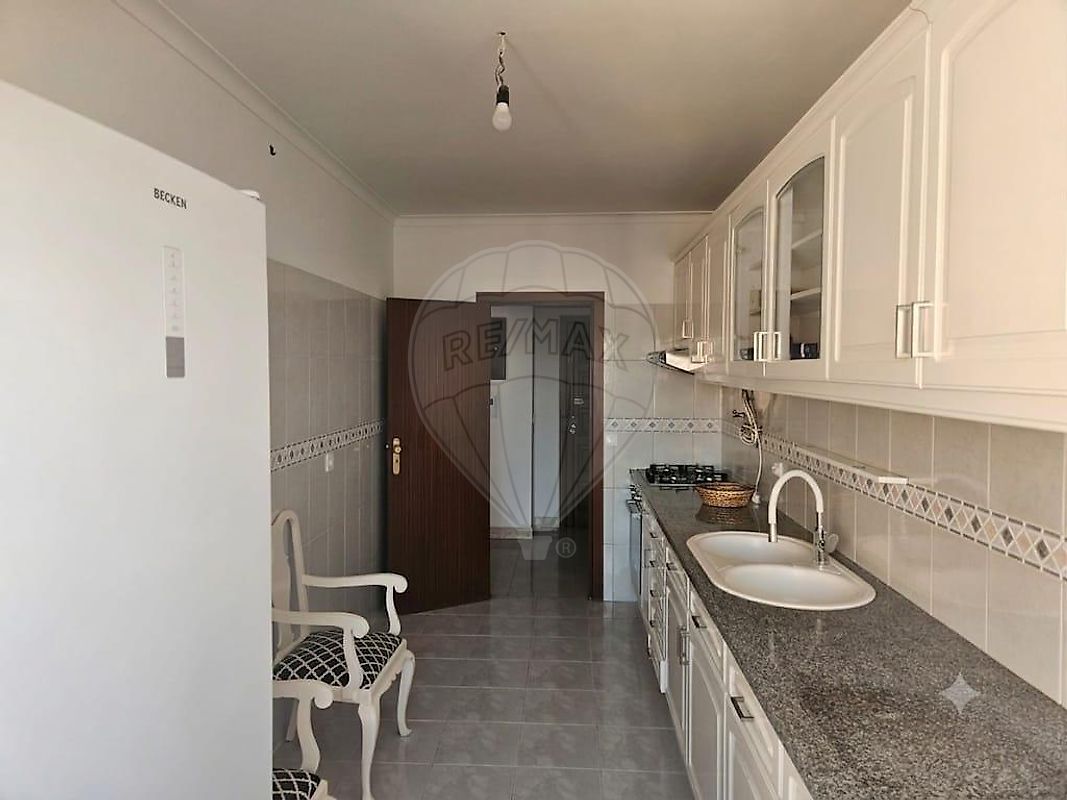 Apartamento T2 à venda em Sintra