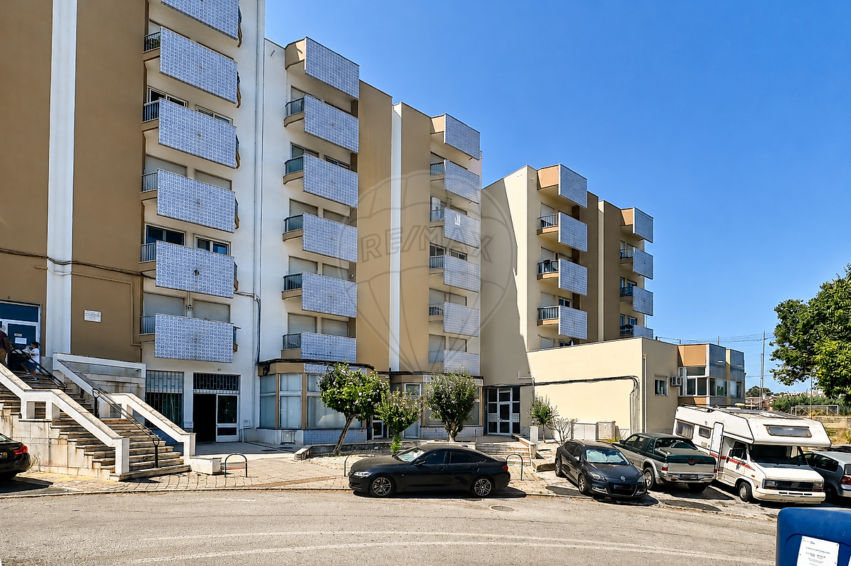 Apartamento T2 à venda em Almada