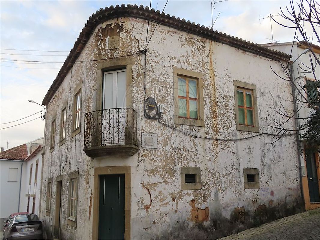 Moradia T4 à venda em Castelo Branco
