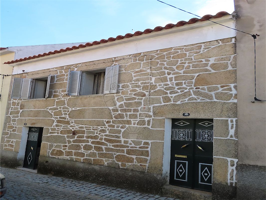 Moradia T2 à venda em Penamacor