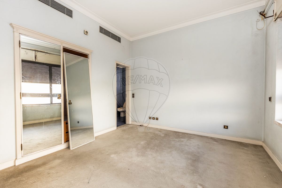 listing 120511052-2480 picture-0