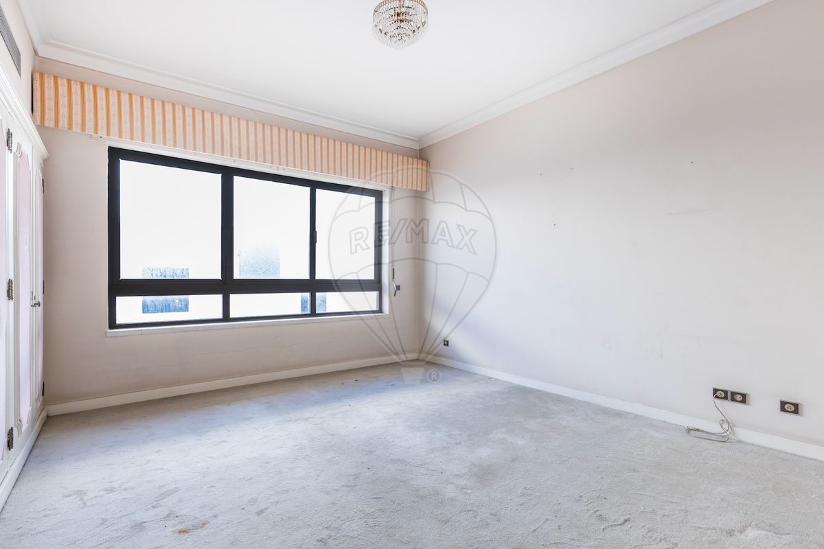 listing 120511052-2480 picture-0