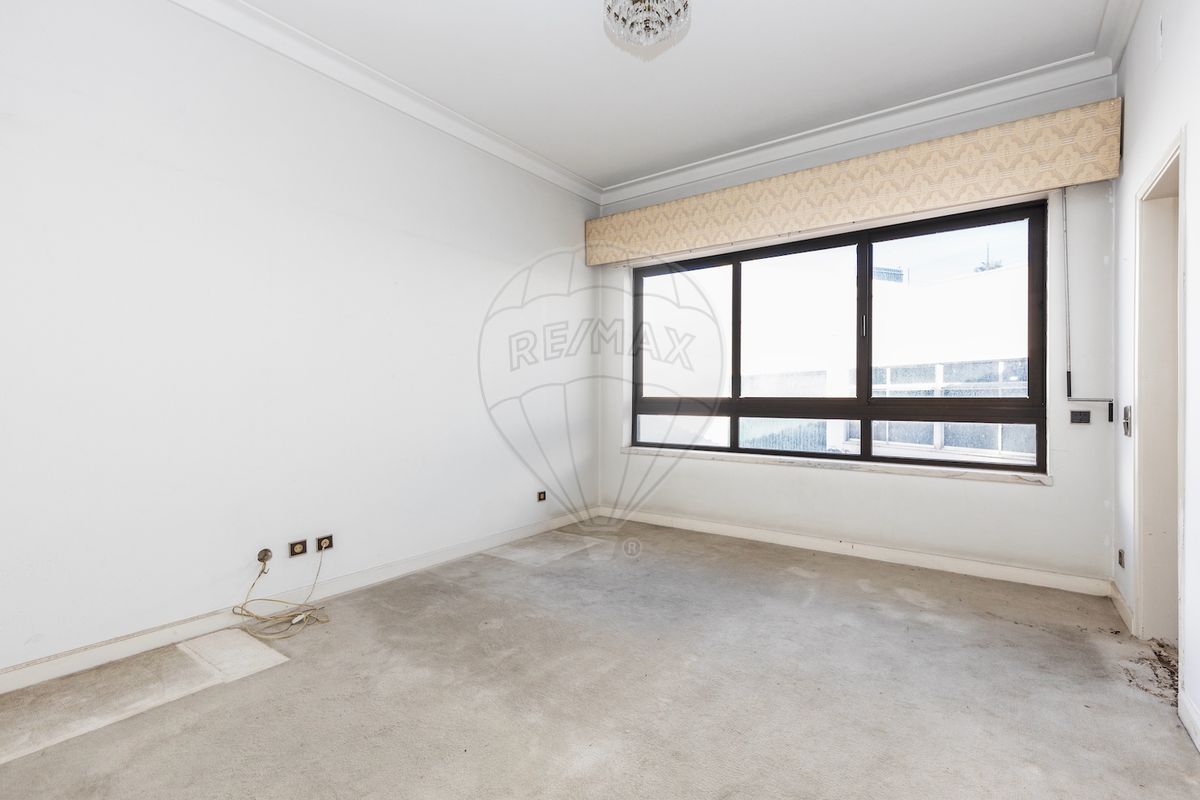 listing 120511052-2480 picture-0