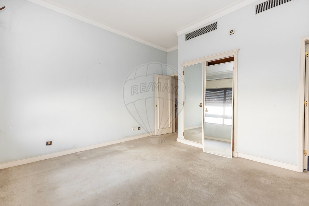 listing 120511052-2480 picture-0