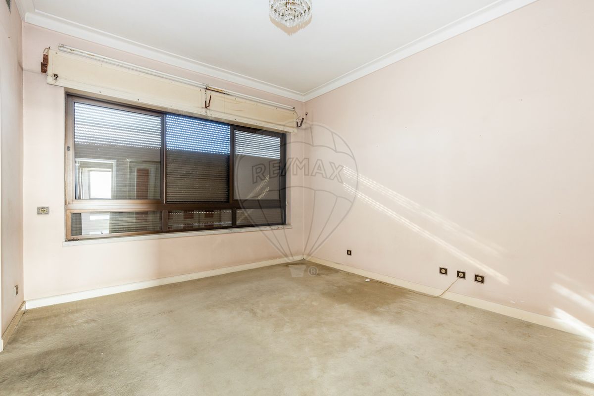 listing 120511052-2480 picture-0