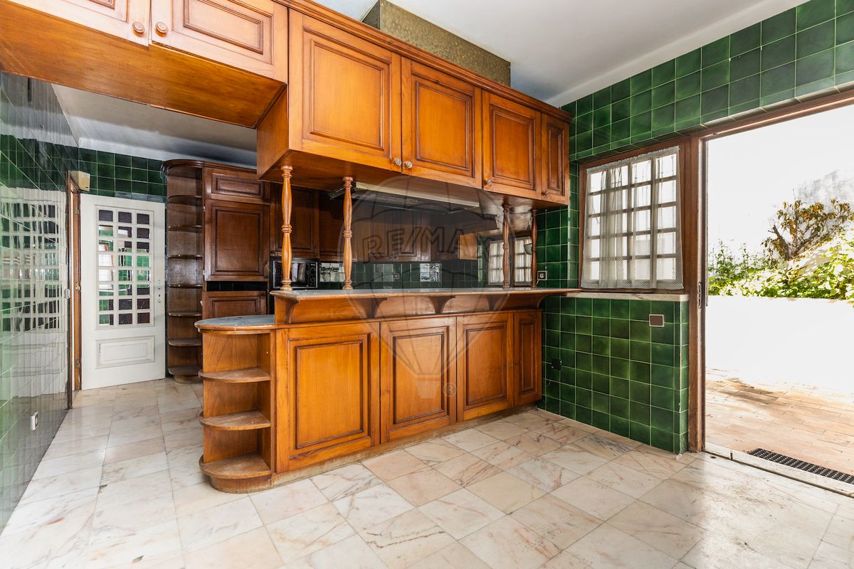 listing 120511052-2480 picture-0