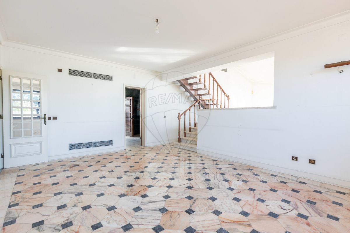 listing 120511052-2480 picture-0