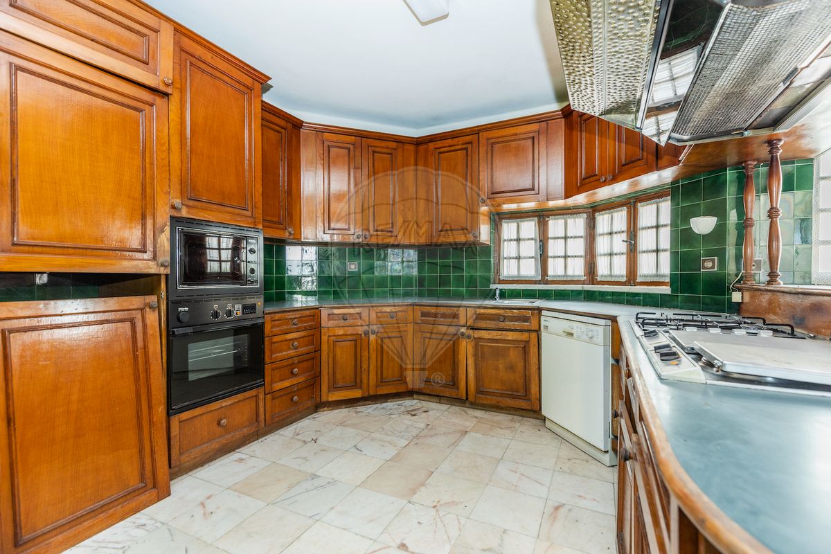 listing 120511052-2480 picture-0