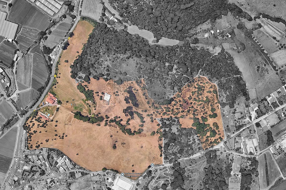 Terreno à venda em Loures