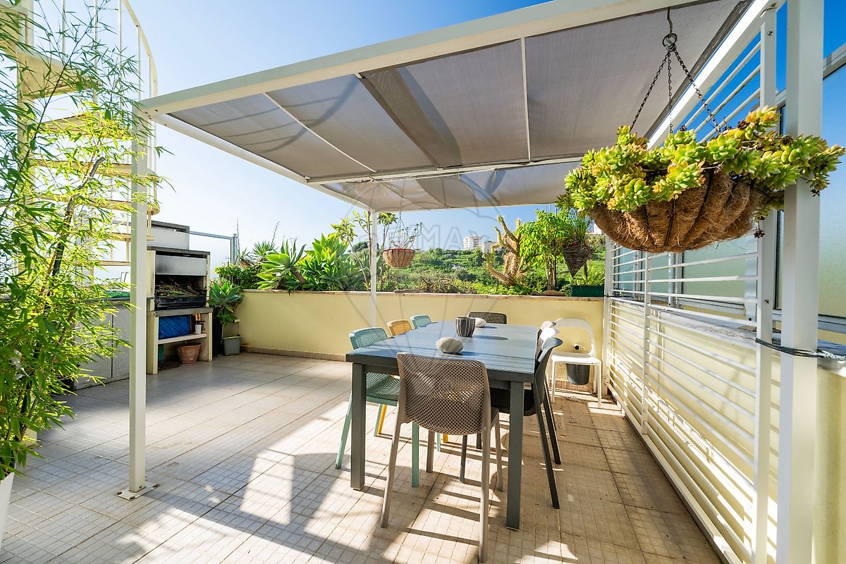 Apartamento T4 à venda em Odivelas