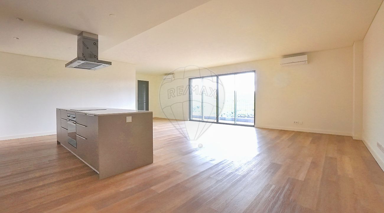 Apartamento T3 à venda em Oeiras