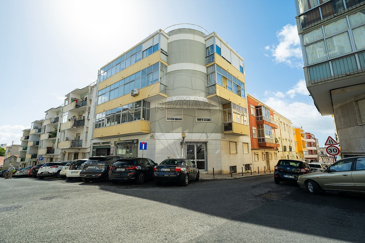 Apartamento T4 à venda em Lisboa