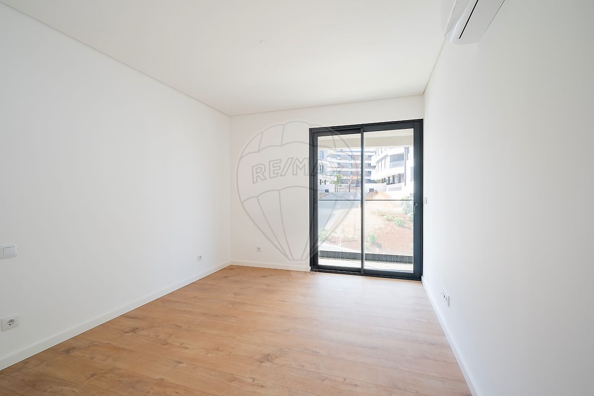 Apartamento T4 à venda em Venteira, Amadora — foto 14