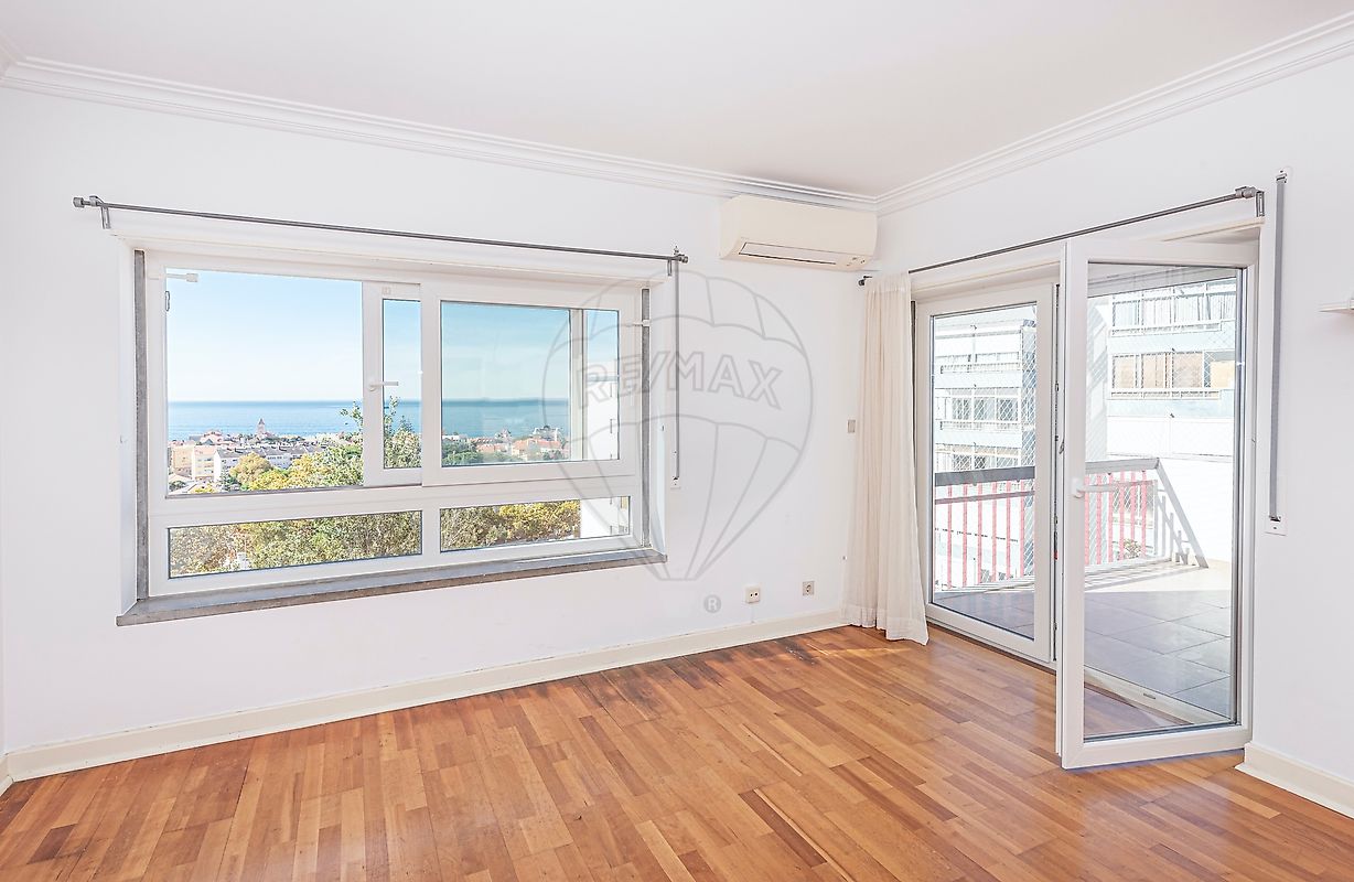 Apartamento T3 à venda em Cascais