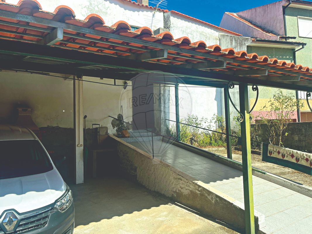 listing 120521596-13 picture-0