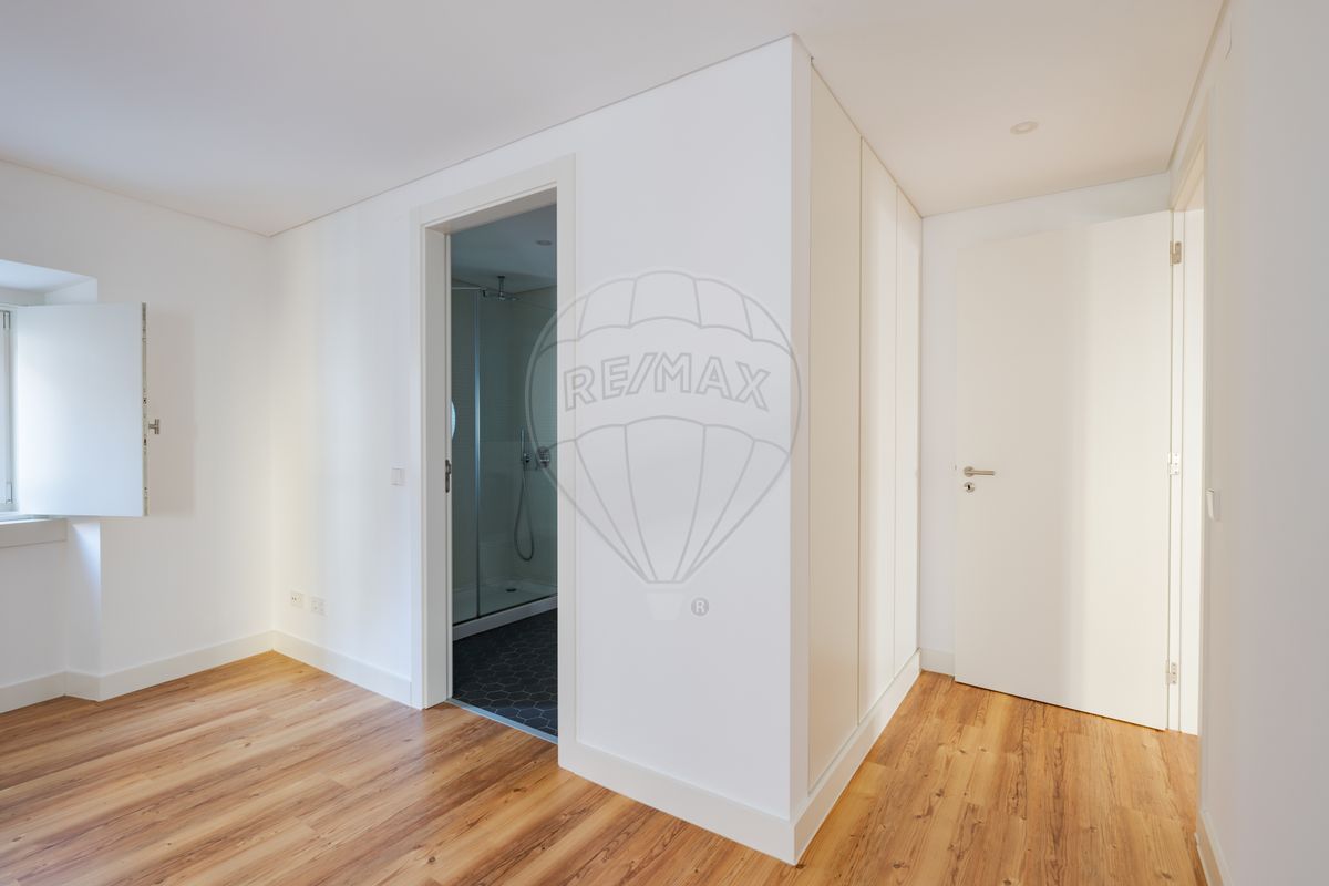 listing 120521000-1952 picture-0
