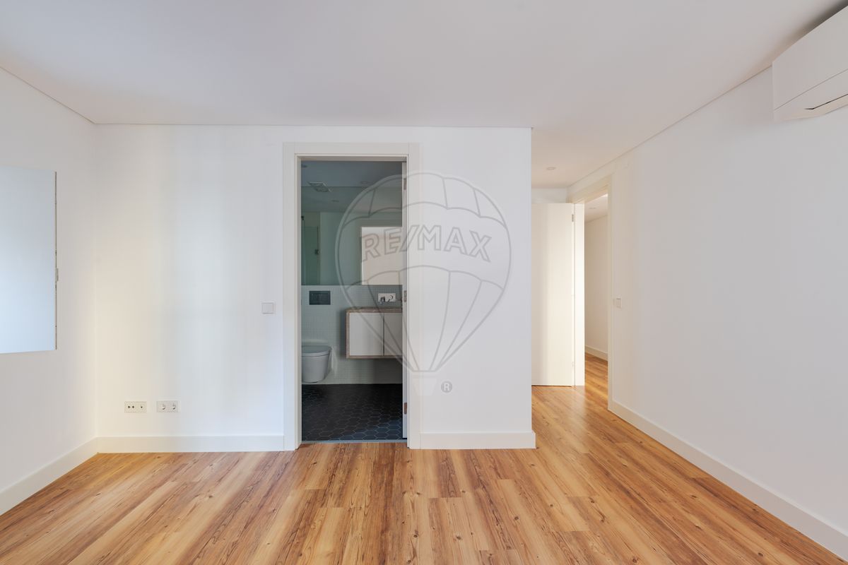 listing 120521000-1952 picture-0