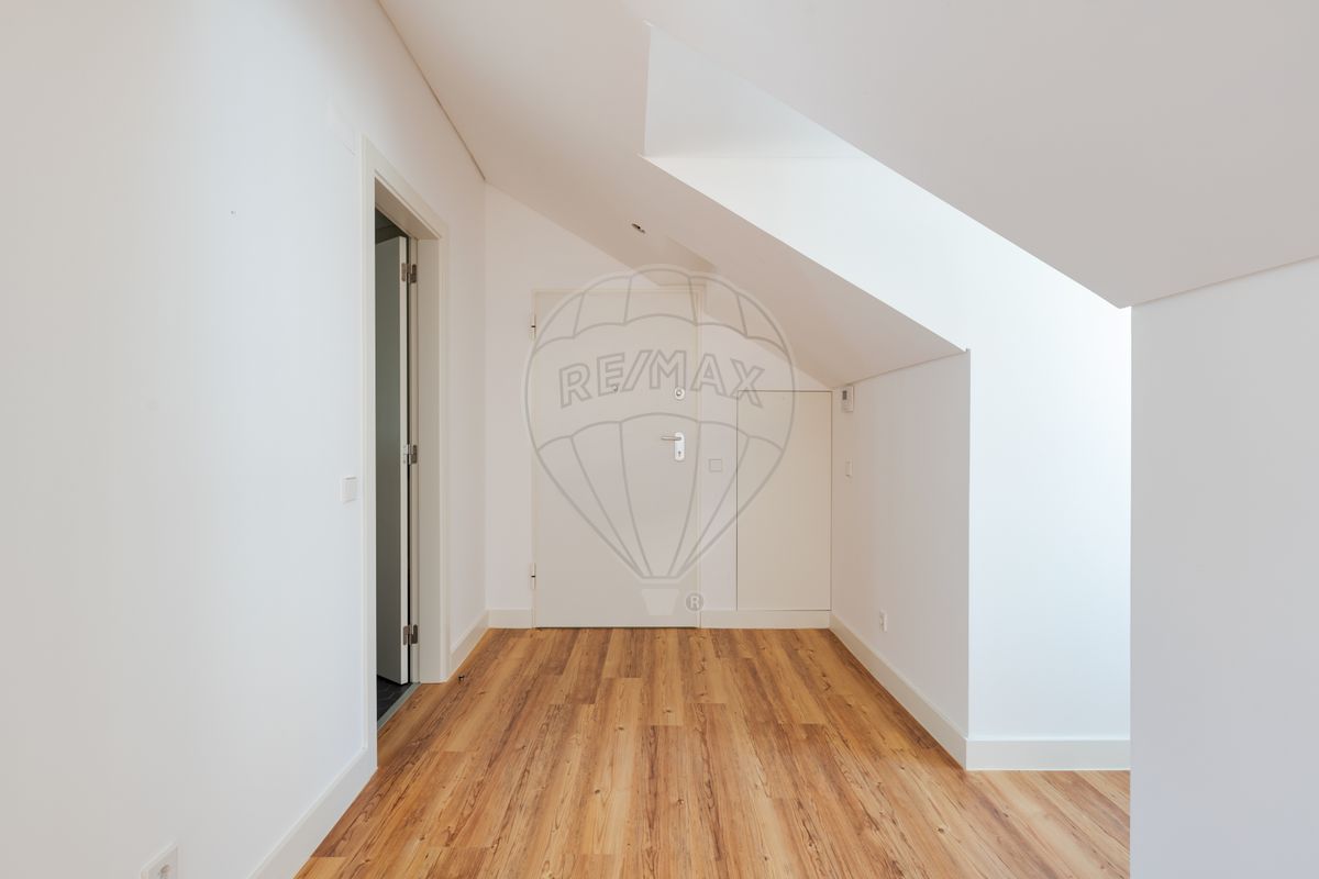 listing 120521000-1954 picture-0