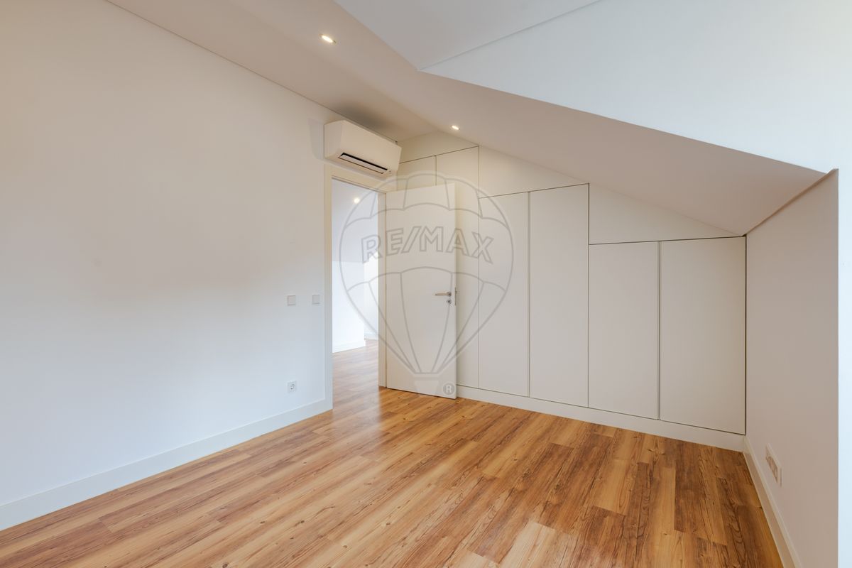 listing 120521000-1955 picture-0