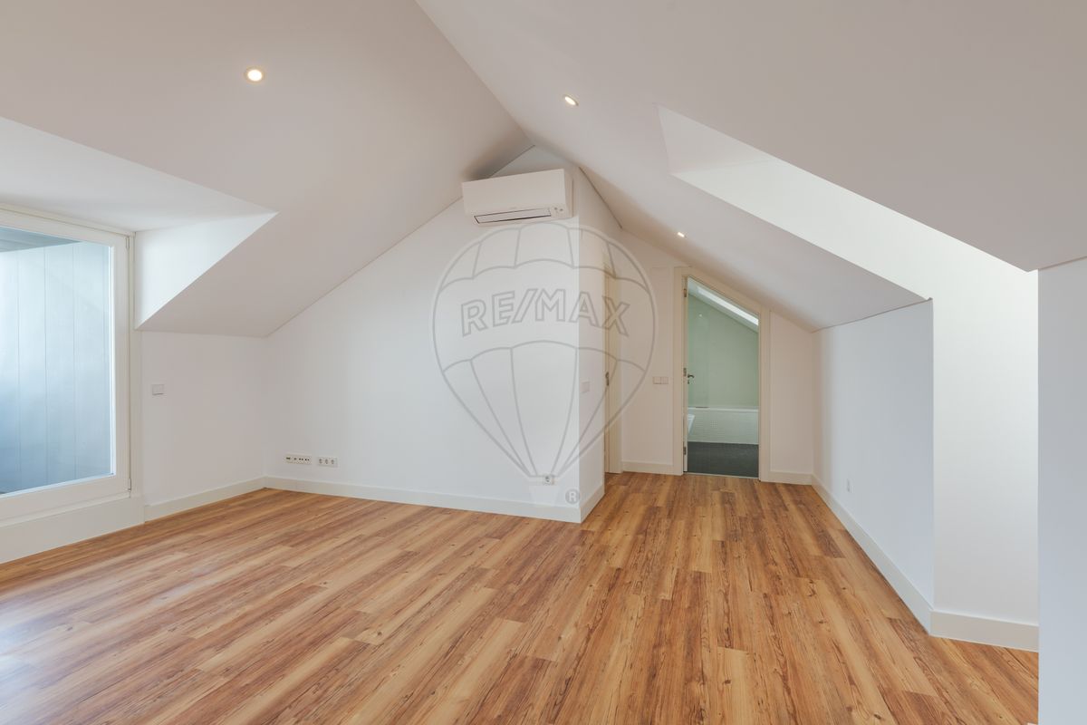 listing 120521000-1955 picture-0