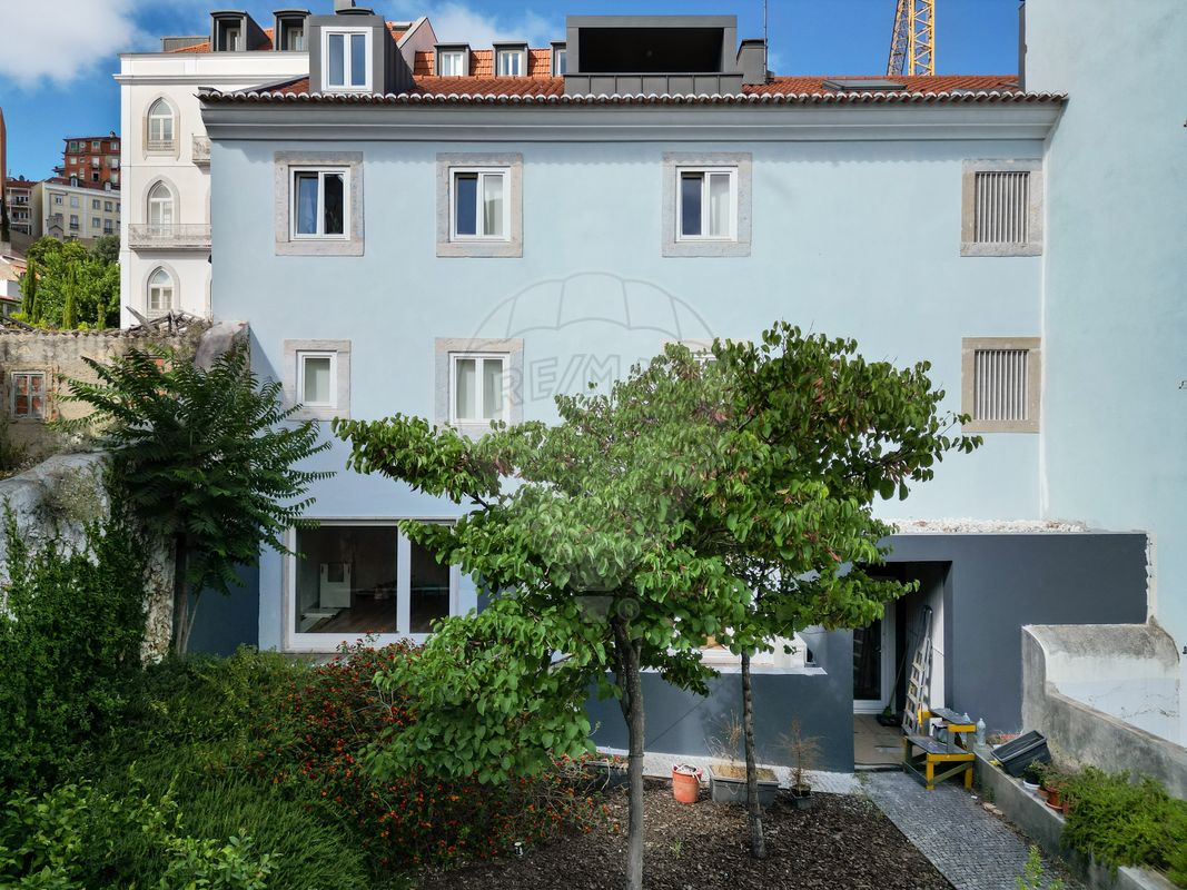listing 120521000-1957 picture-0