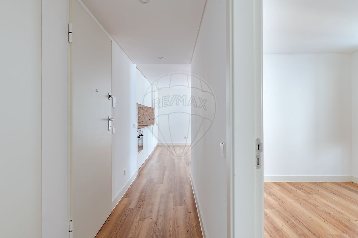 listing 120521000-1993 picture-0