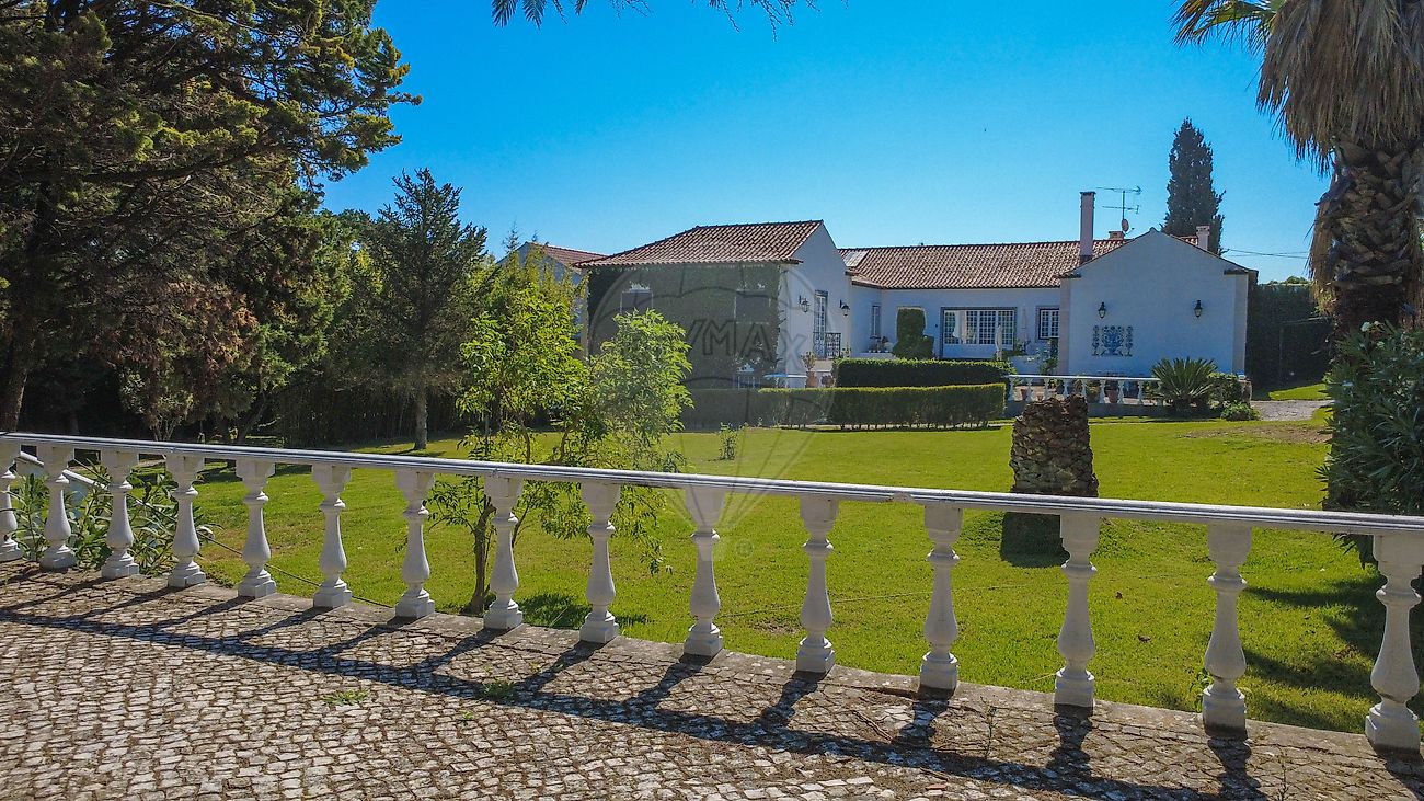 Quinta T9 à venda em Sintra