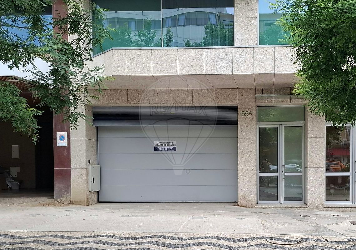 Garagem para arrendar em Lisboa