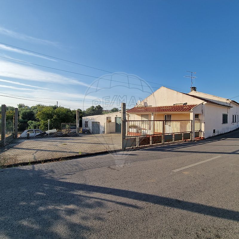 Moradia - Brogueira, Parceiros de Igreja e Alcorochel, Torres Novas, Santarém