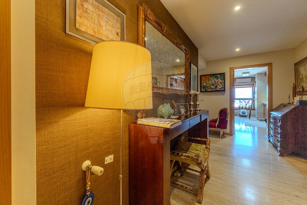 Apartamento T2 em Algés, Linda-a-Velha e Cruz Quebrada-Dafundo 4