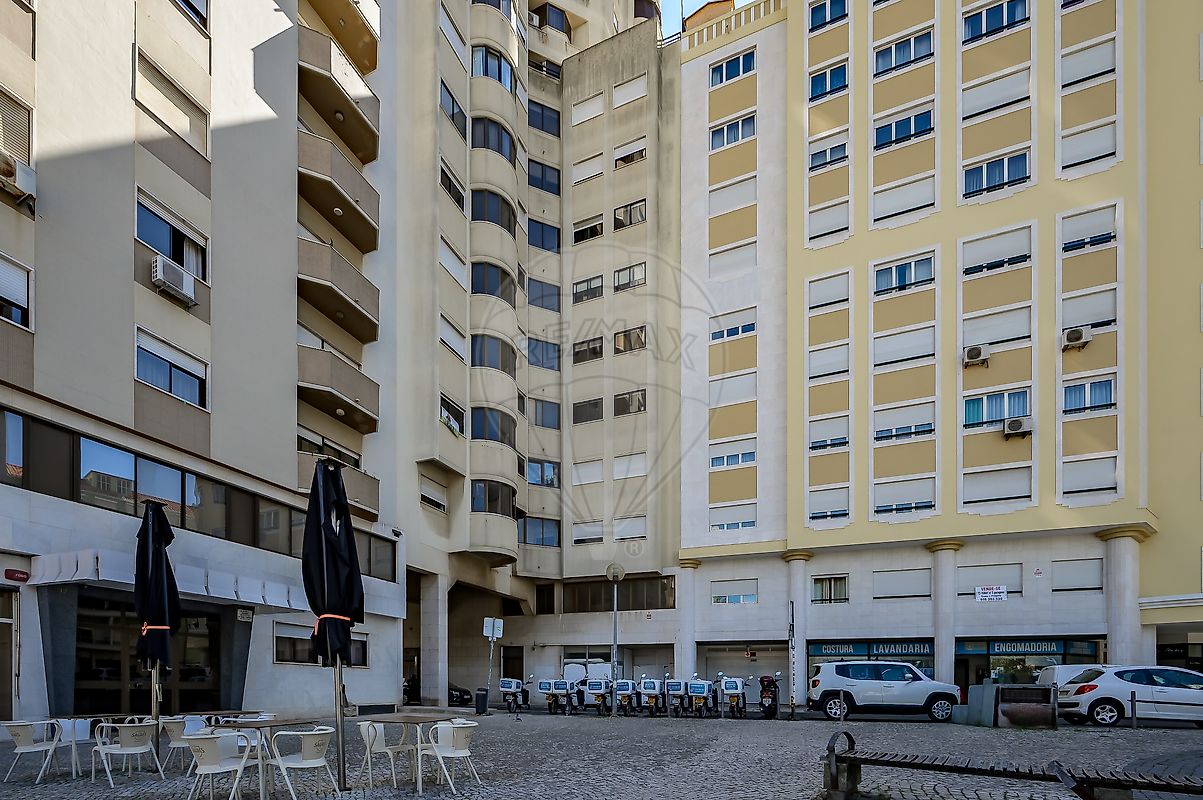 Apartamento T3 para arrendar em Lisboa