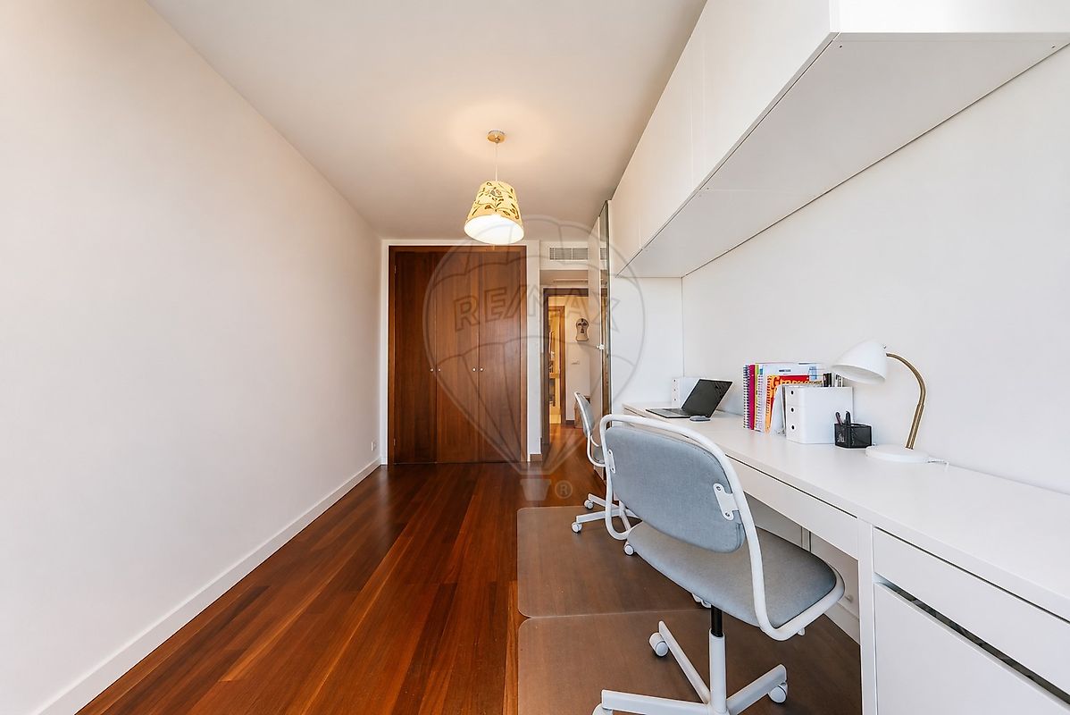 Apartamento T2 em Algés, Linda-a-Velha e Cruz Quebrada-Dafundo 8