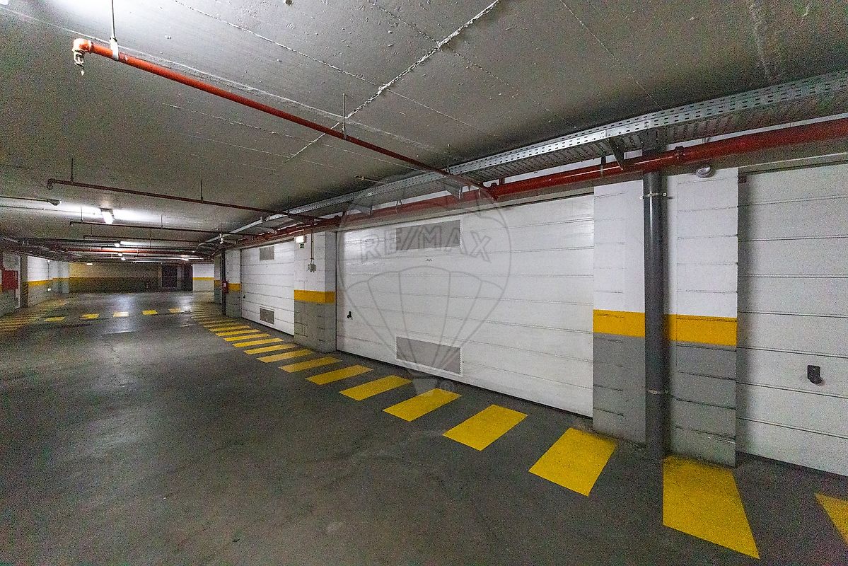 Apartamento T2 em Algés, Linda-a-Velha e Cruz Quebrada-Dafundo 17