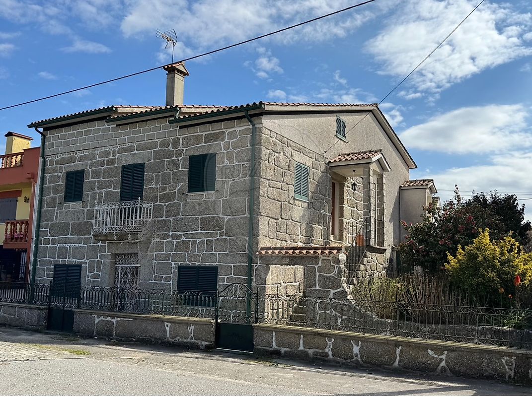 Apartamento T3 à venda em Santa Comba Dão