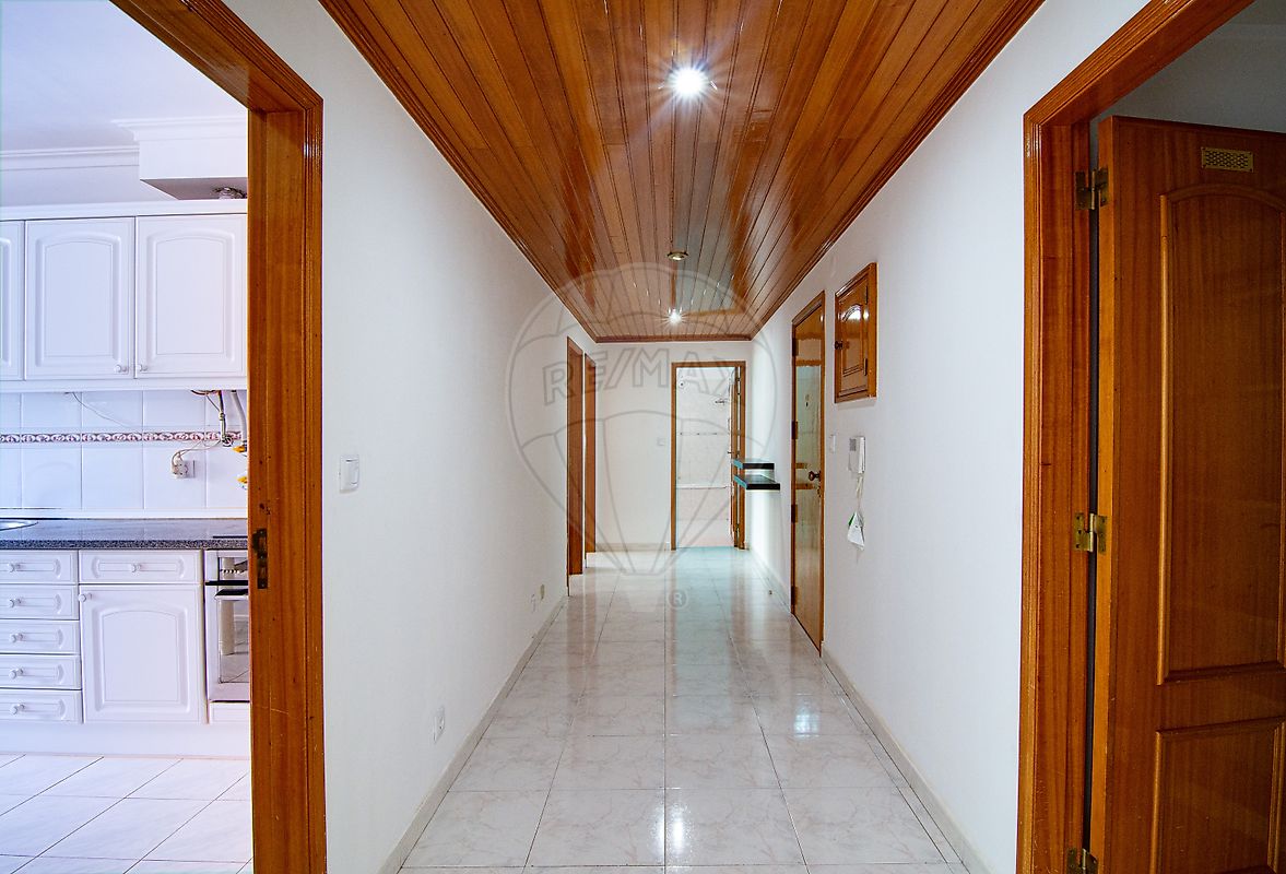 Apartamento T2 à venda em Sintra