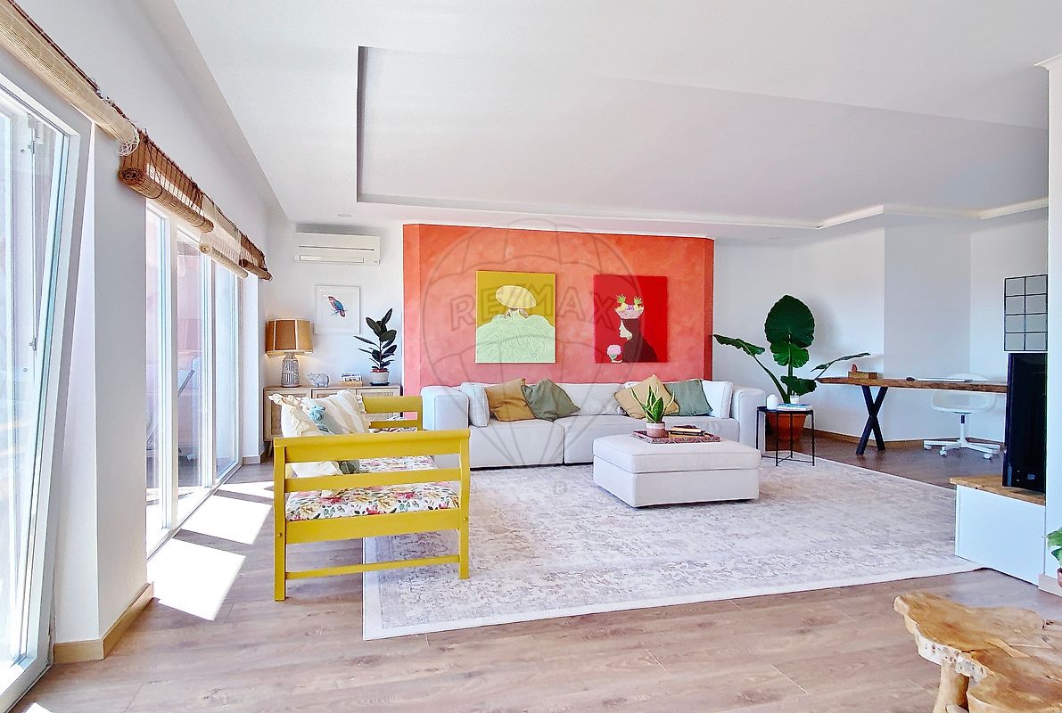 Apartamento T3 à venda em Sintra