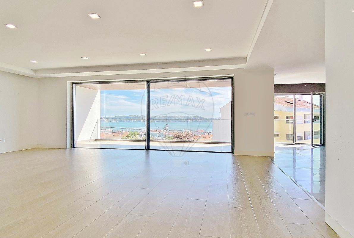 Apartamento T3 à venda em Oeiras