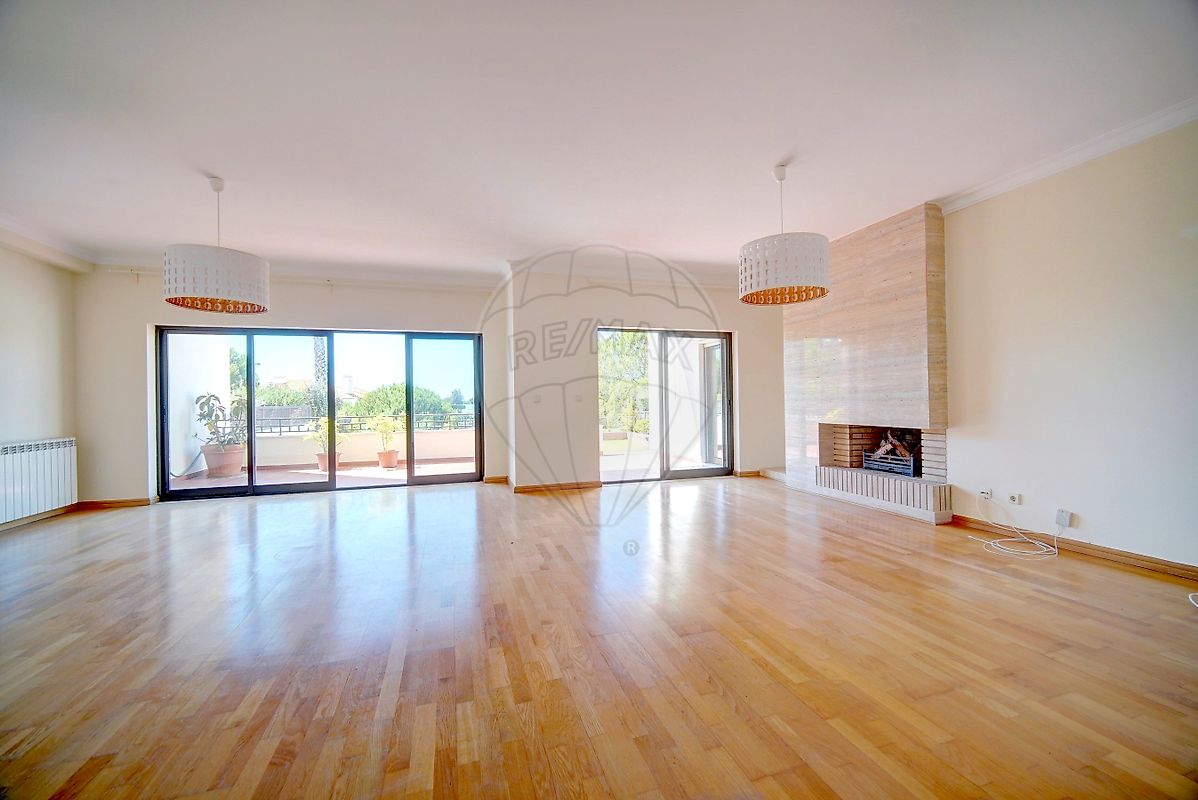 Apartamento T3 - Queluz e Belas, Sintra, Lisboa