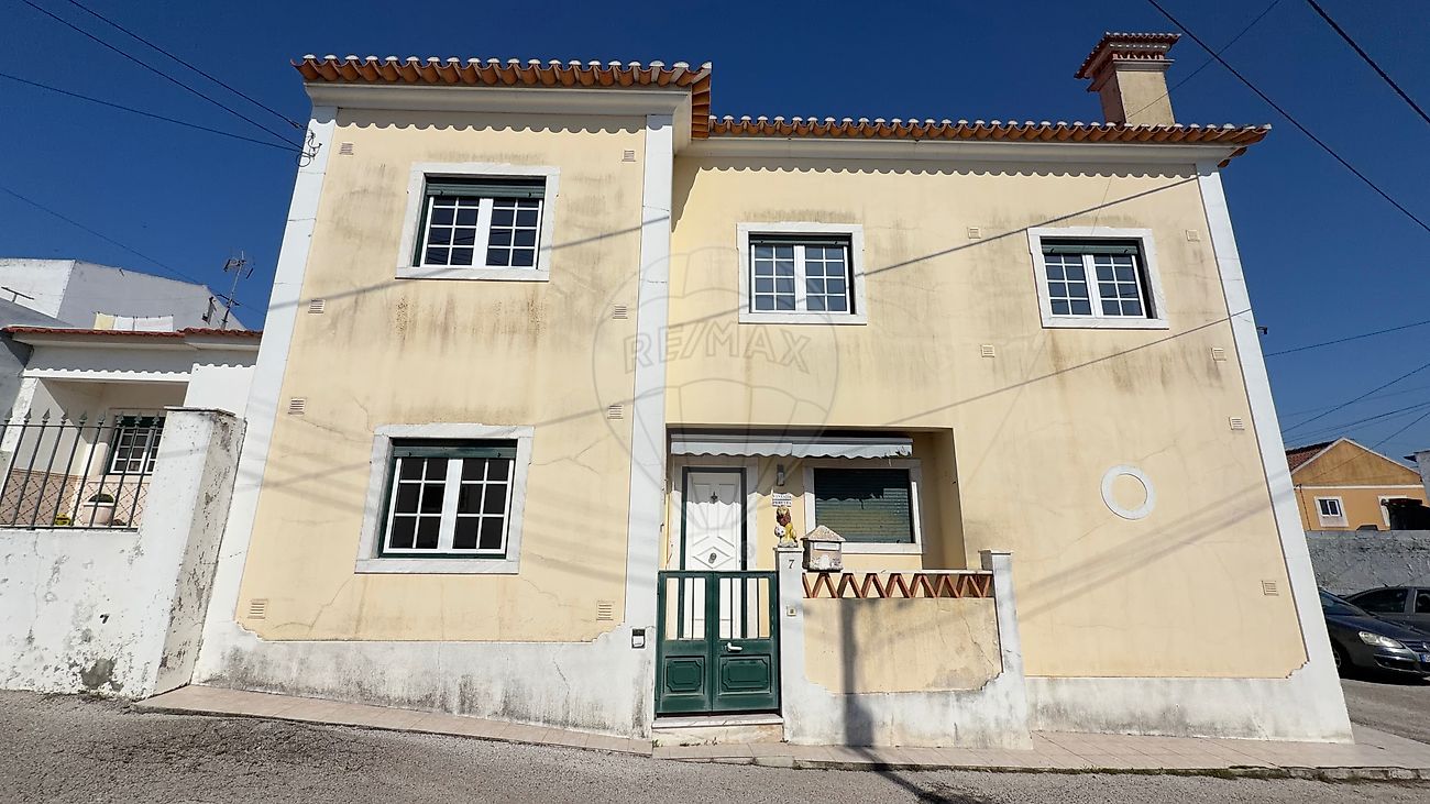 Apartamento T4 à venda em Torres Vedras