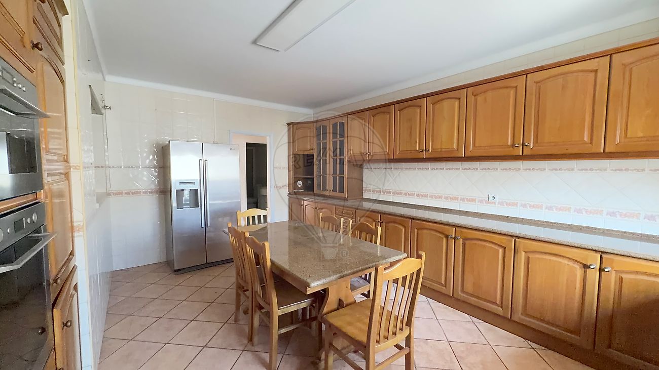 Moradia T4 à venda em São Pedro da Cadeira, Torres Vedras — foto 8