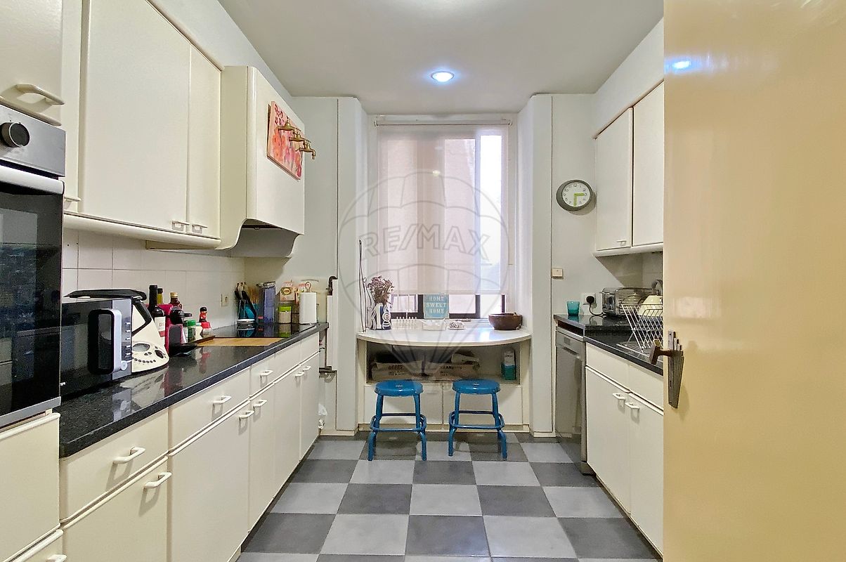 Apartamento T4 à venda em Estrela, Lisboa — foto 16