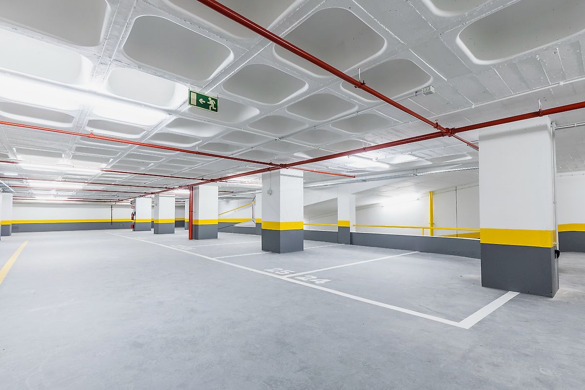 Garagem à venda em Lisboa