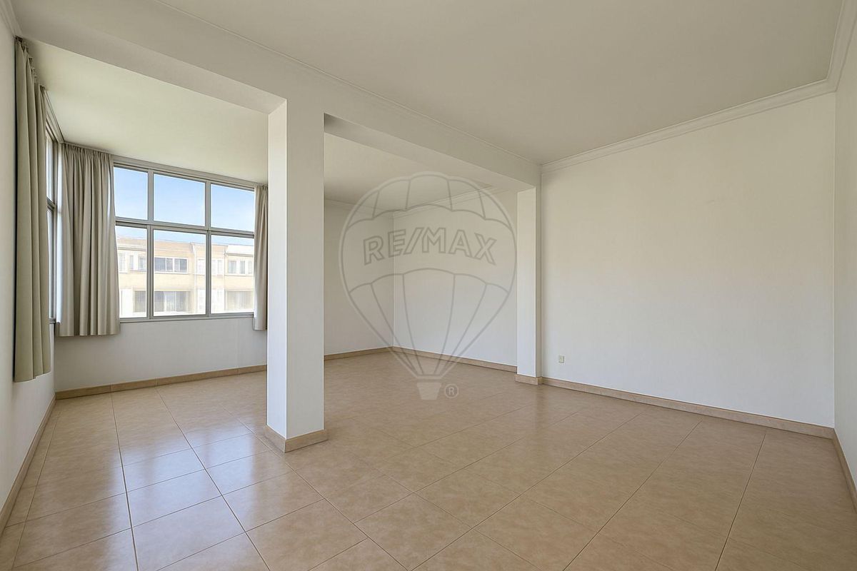 Apartamento T4 para venda