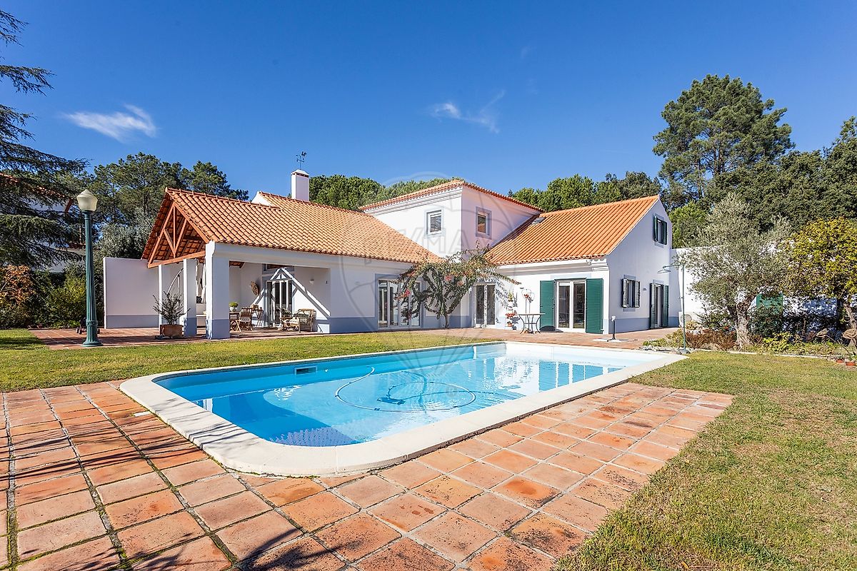 Moradia T4 para venda