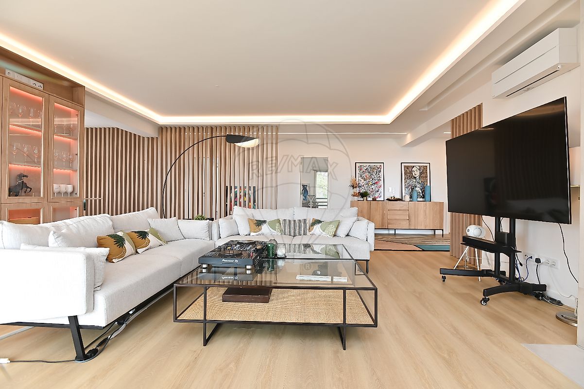 Apartamento T5 à venda em Cascais