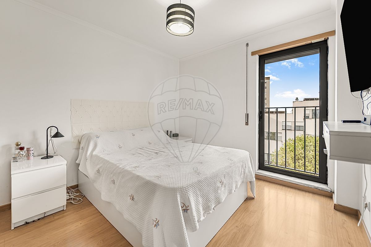 Apartamento T3 à venda em Odivelas