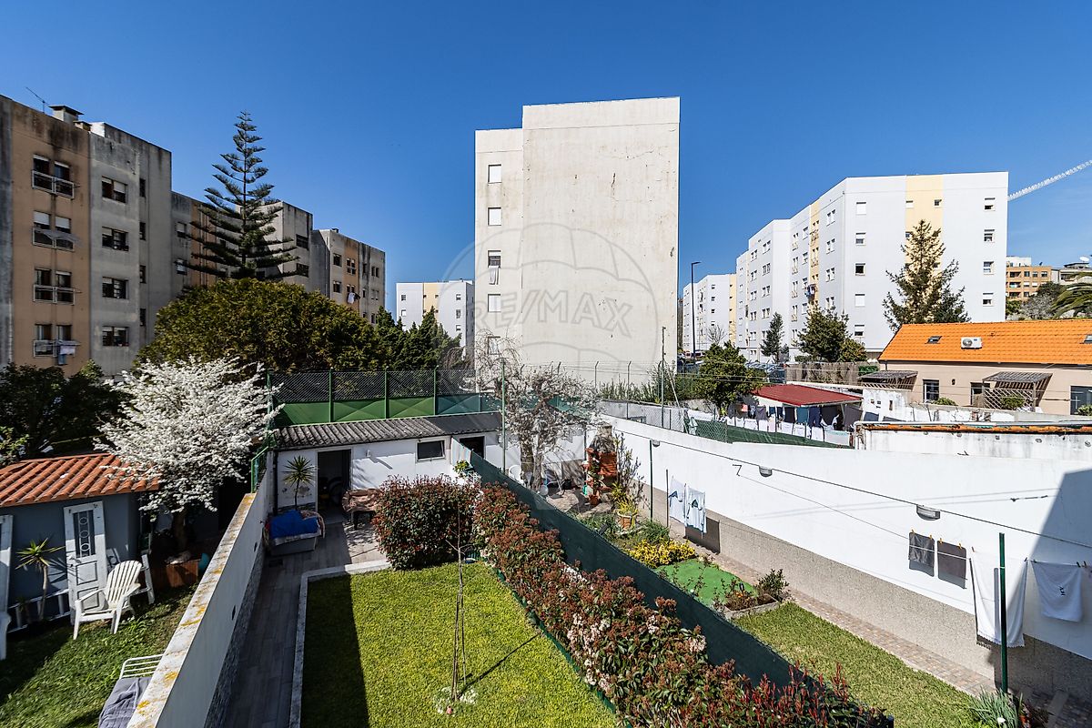 Apartamento T2 à venda em Lordelo do Ouro e Massarelos, Porto — foto 11