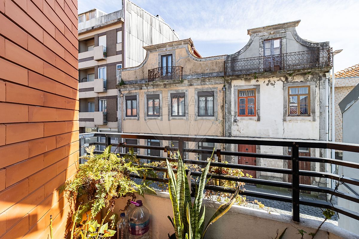 Apartamento T2 à venda em Lordelo do Ouro e Massarelos, Porto — foto 12